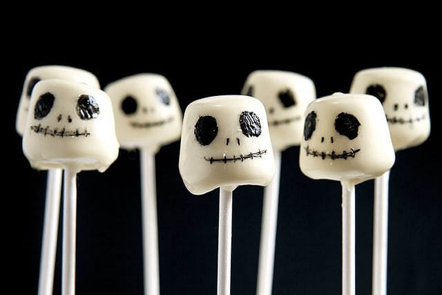 jack skellington cake pops by Crumbs & Corkscrews via Flickr 