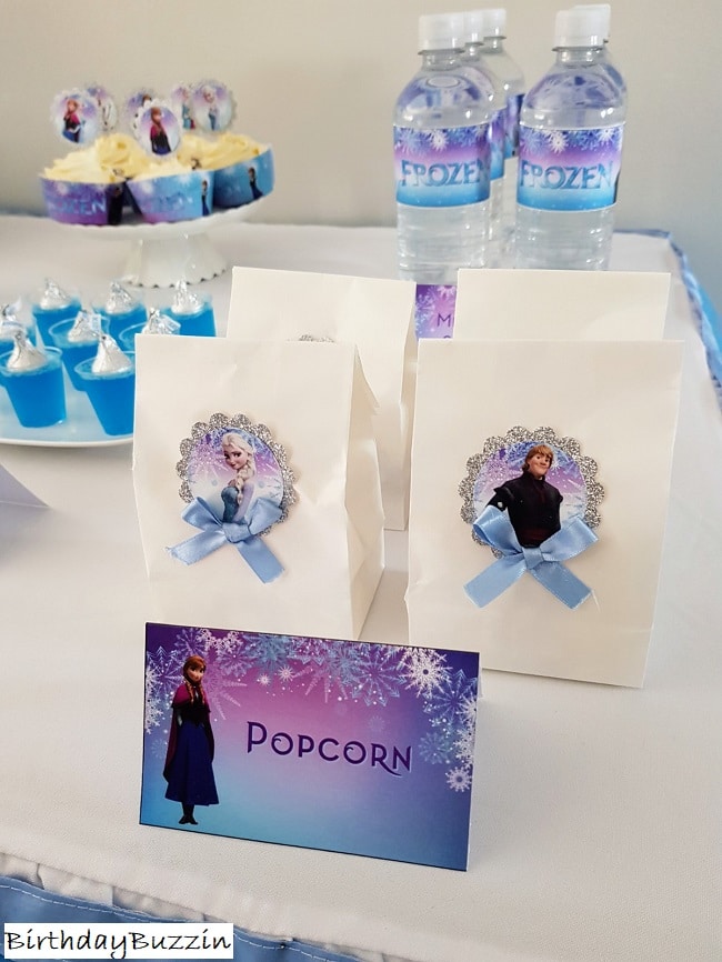 Frozen Birthday Party food ideas - Popcorn