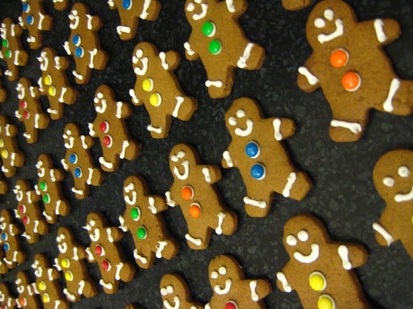 Christmas birthday party ideas - Gingerbread man birthday party