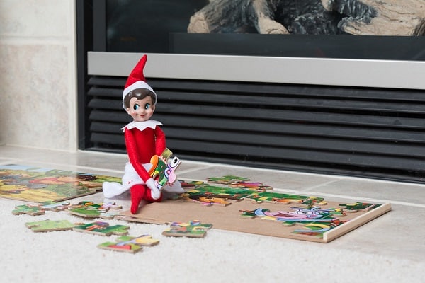 Christmas birthday party ideas - elf on the shelf birthday party